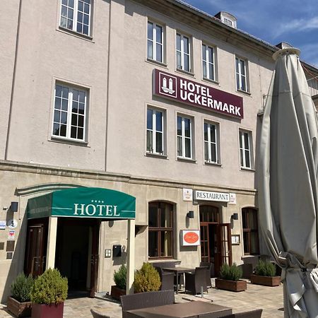 פרנצלאו Hotel Uckermark מראה חיצוני תמונה